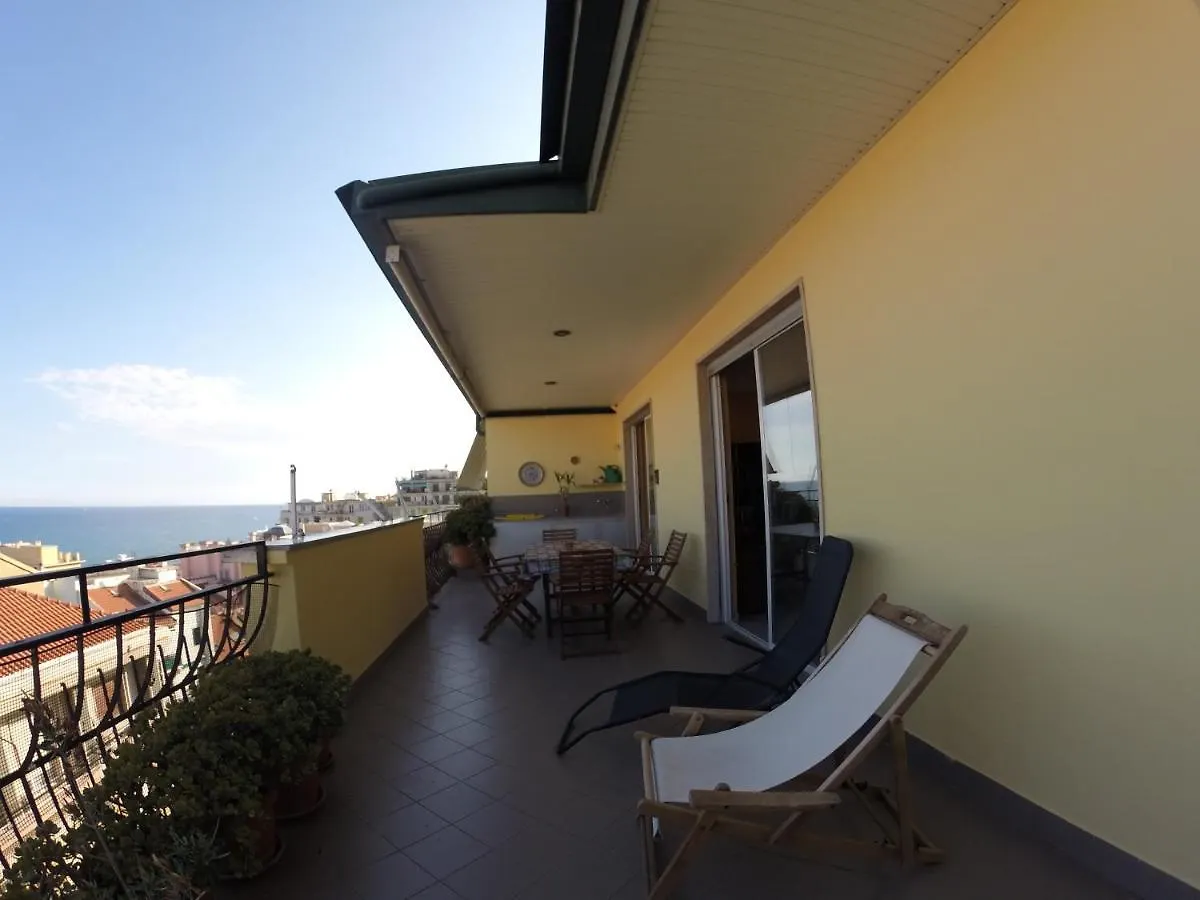 Splendida Terrazza Vista Mare 2 Camera Da Letto Loano Apartment